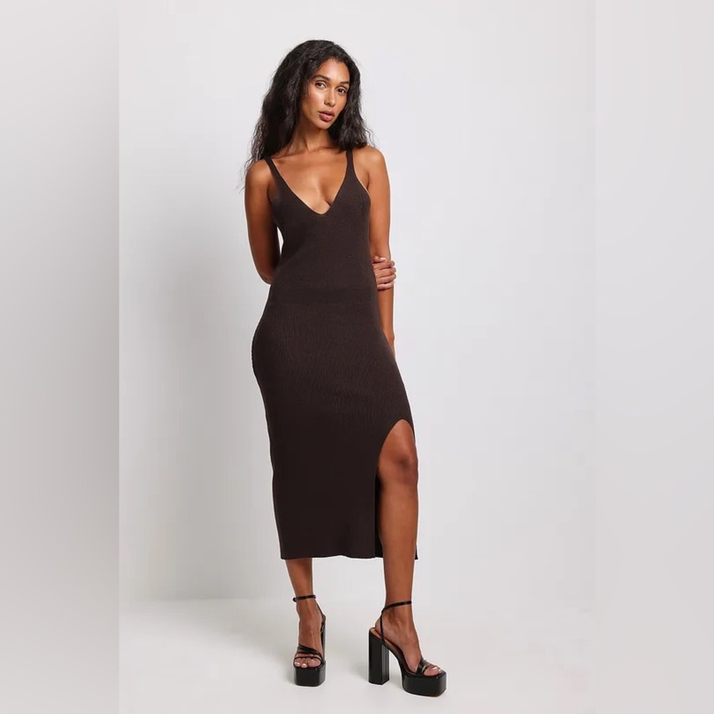 NA-KD Knit Midi dress